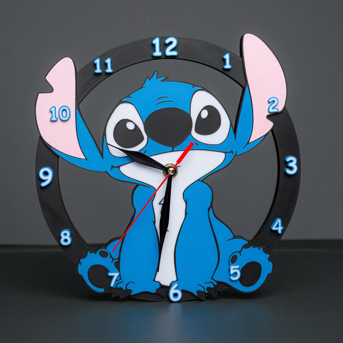 Часовник "Стич"