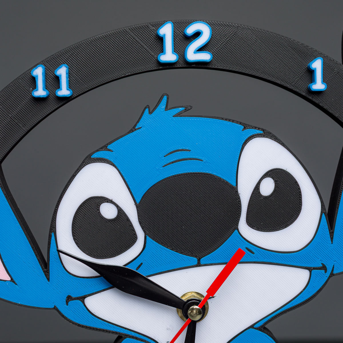 Часовник "Стич"